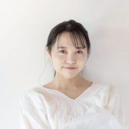 水流琴音（つることね）